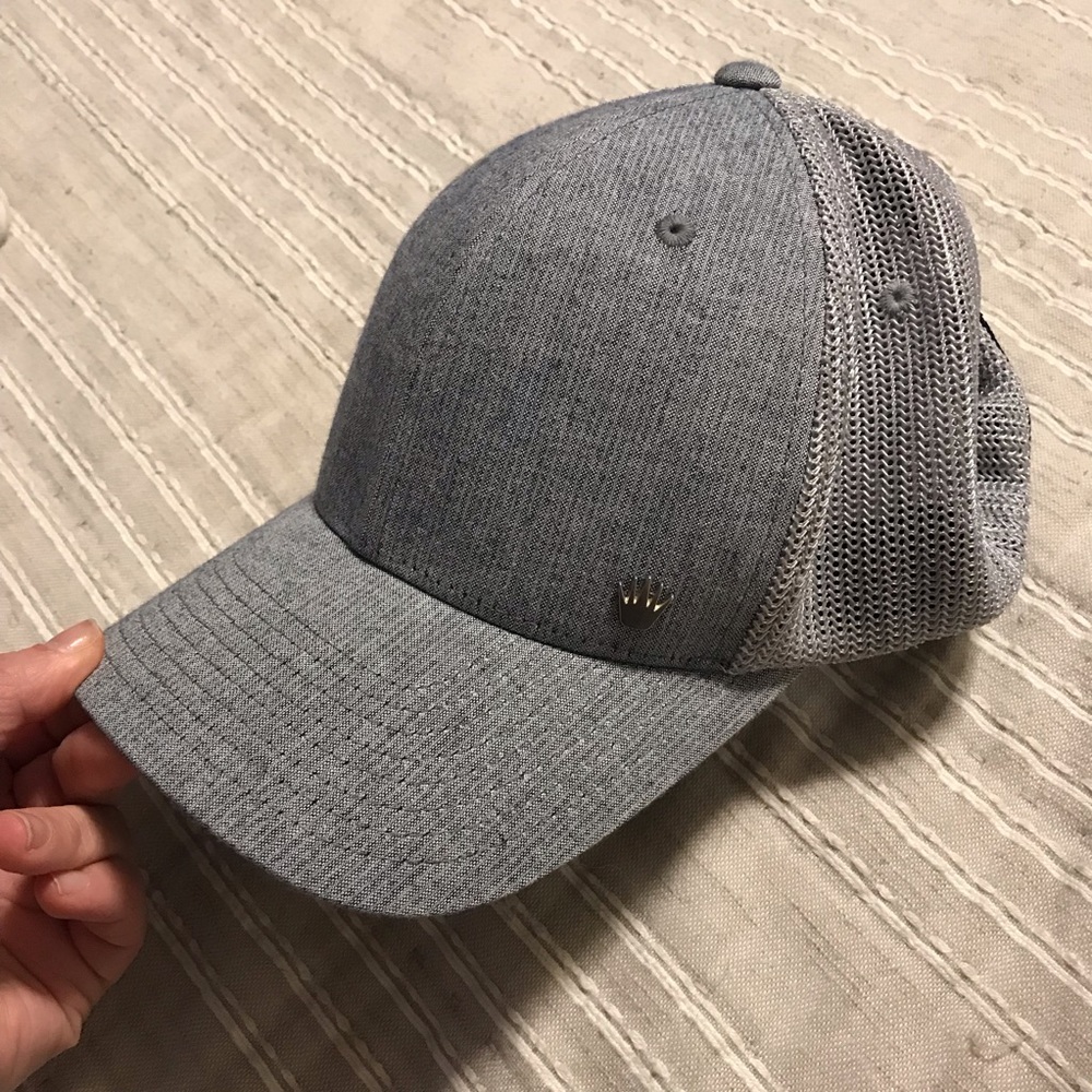 Chambray Women’s Hat 🧢